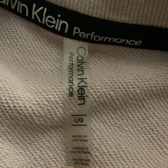 Calvin Klein - Picture 2 of 2